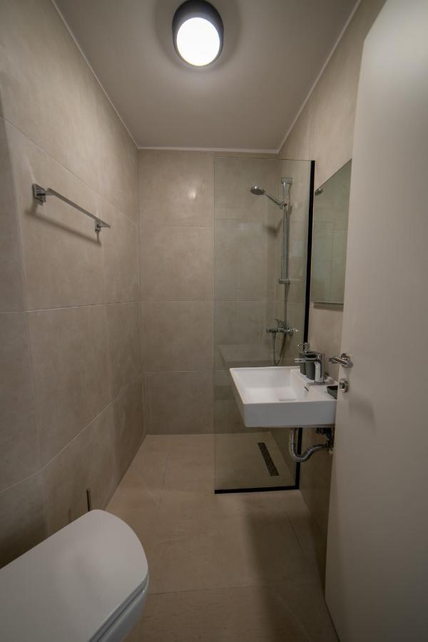 Sea Apartments 123 Sarande Bagian luar foto
