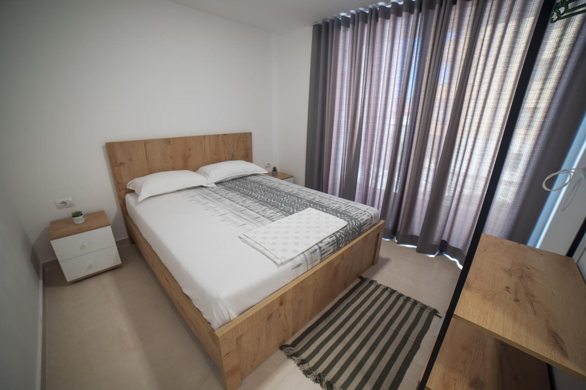 Sea Apartments 123 Sarande Bagian luar foto